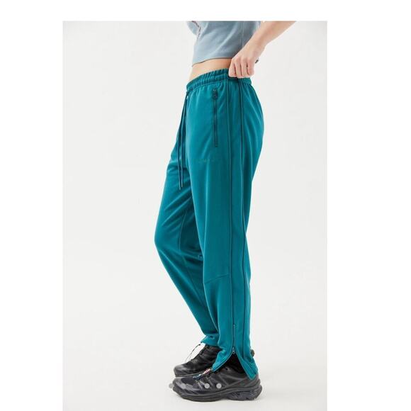 Standard Cloth Universal Track Women’s Women’s Olive Color Pant Size L - Picture 2 of 5